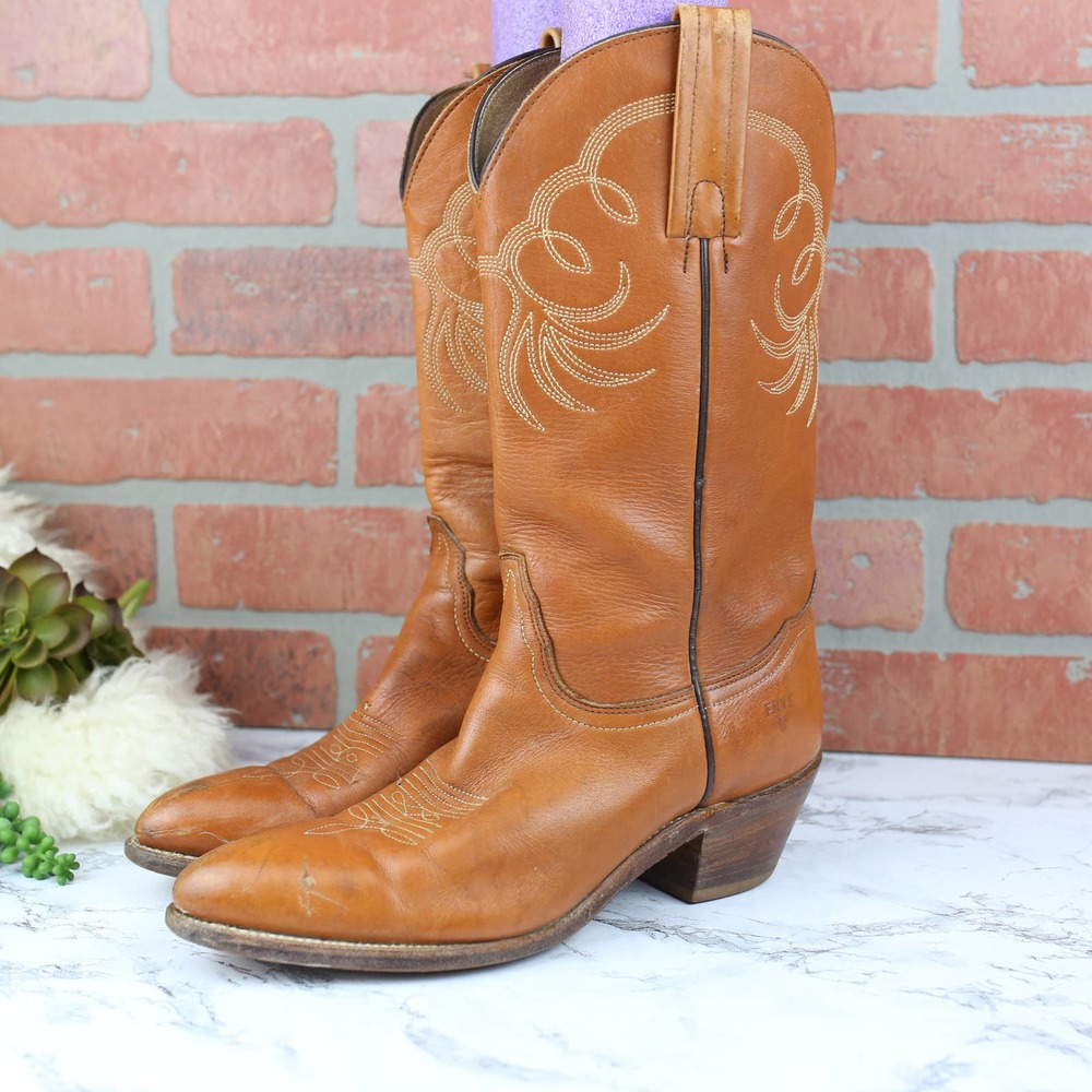 Frye Vintage Cowboy Boots 9